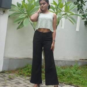B60 Lace Crop top