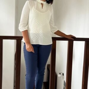 D54 Front V hole colored Blouse